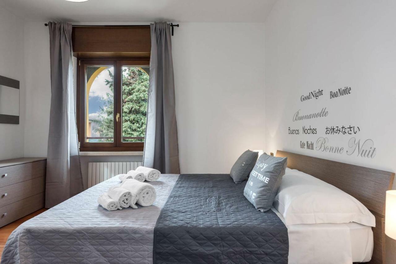 Ortaglia A2 Apartman Torri del Benaco Kültér fotó