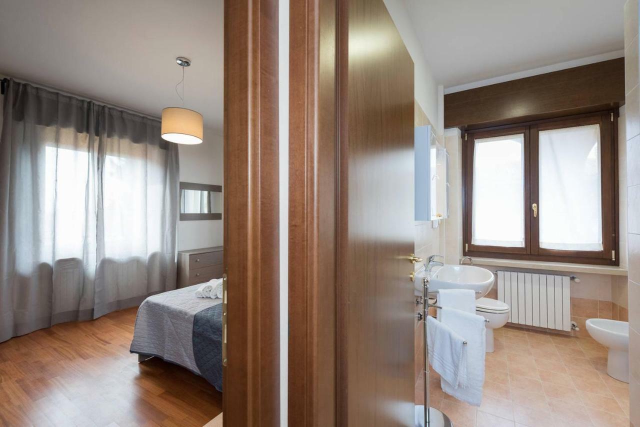 Ortaglia A2 Apartman Torri del Benaco Kültér fotó
