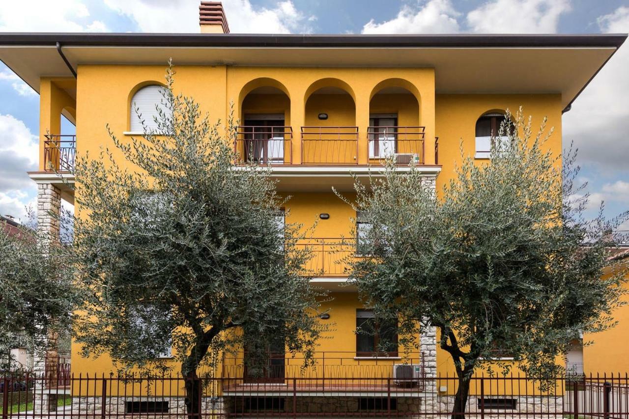 Ortaglia A2 Apartman Torri del Benaco Kültér fotó